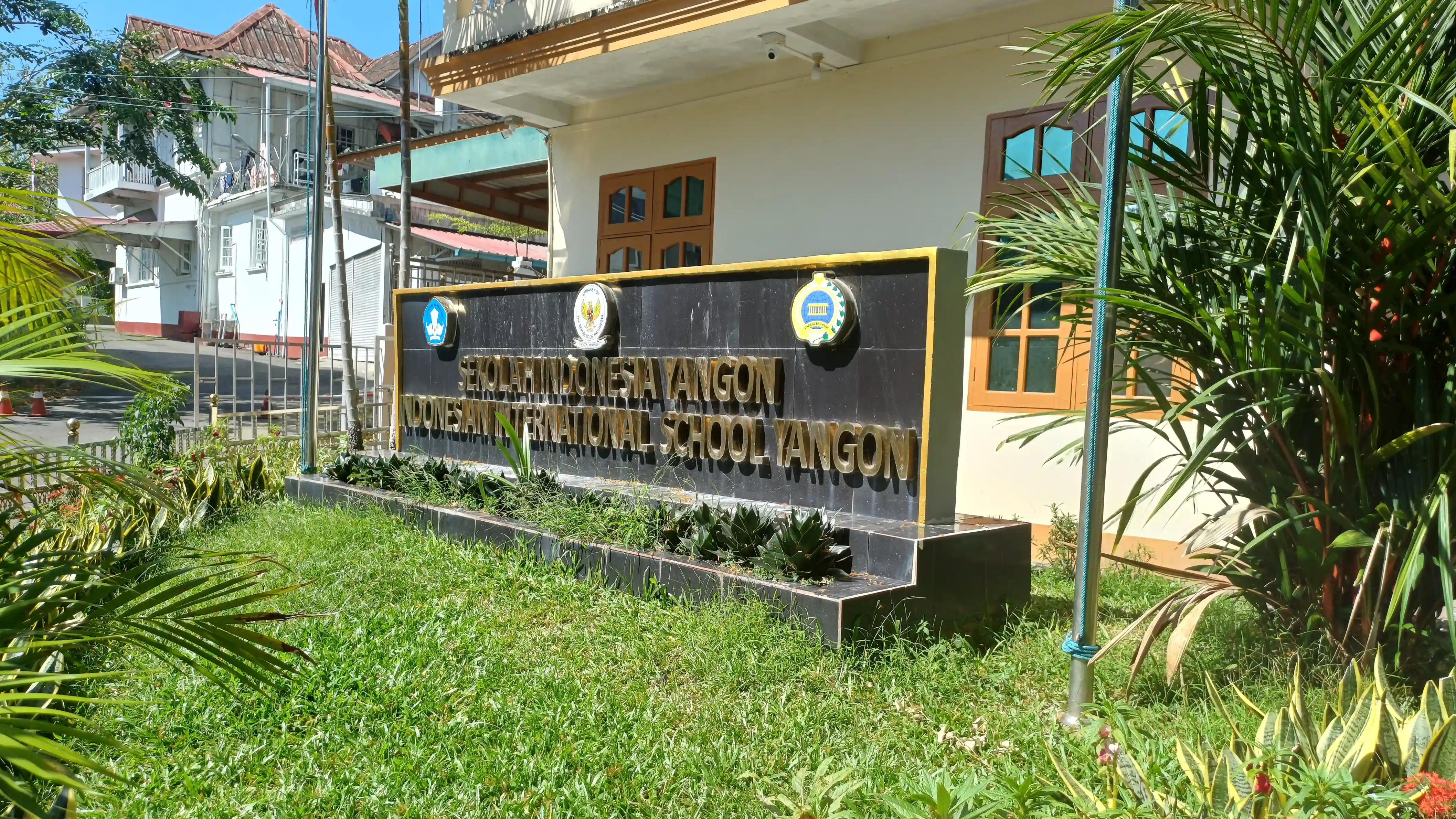 IISY Campus Slide 1